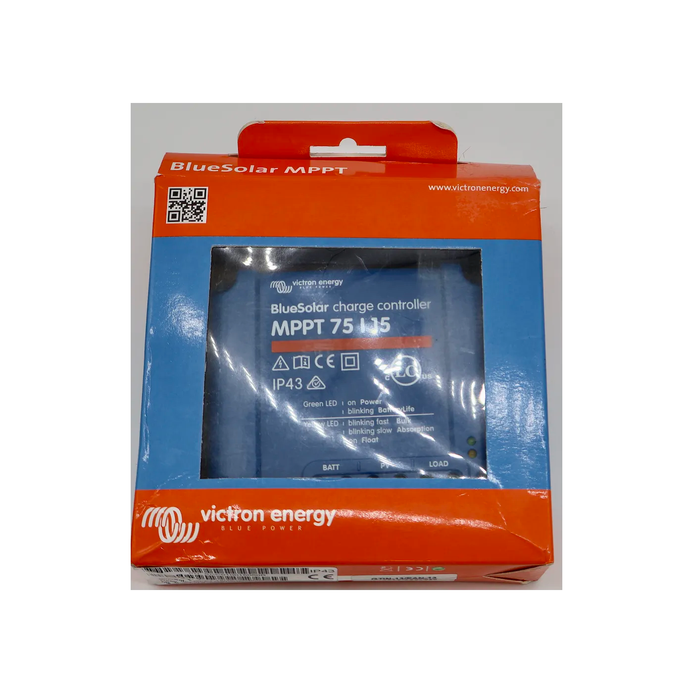 Victron BlueSolar Charge Controller MPPT 75/15 OPEN BOX SN: HQ2443WF6QY