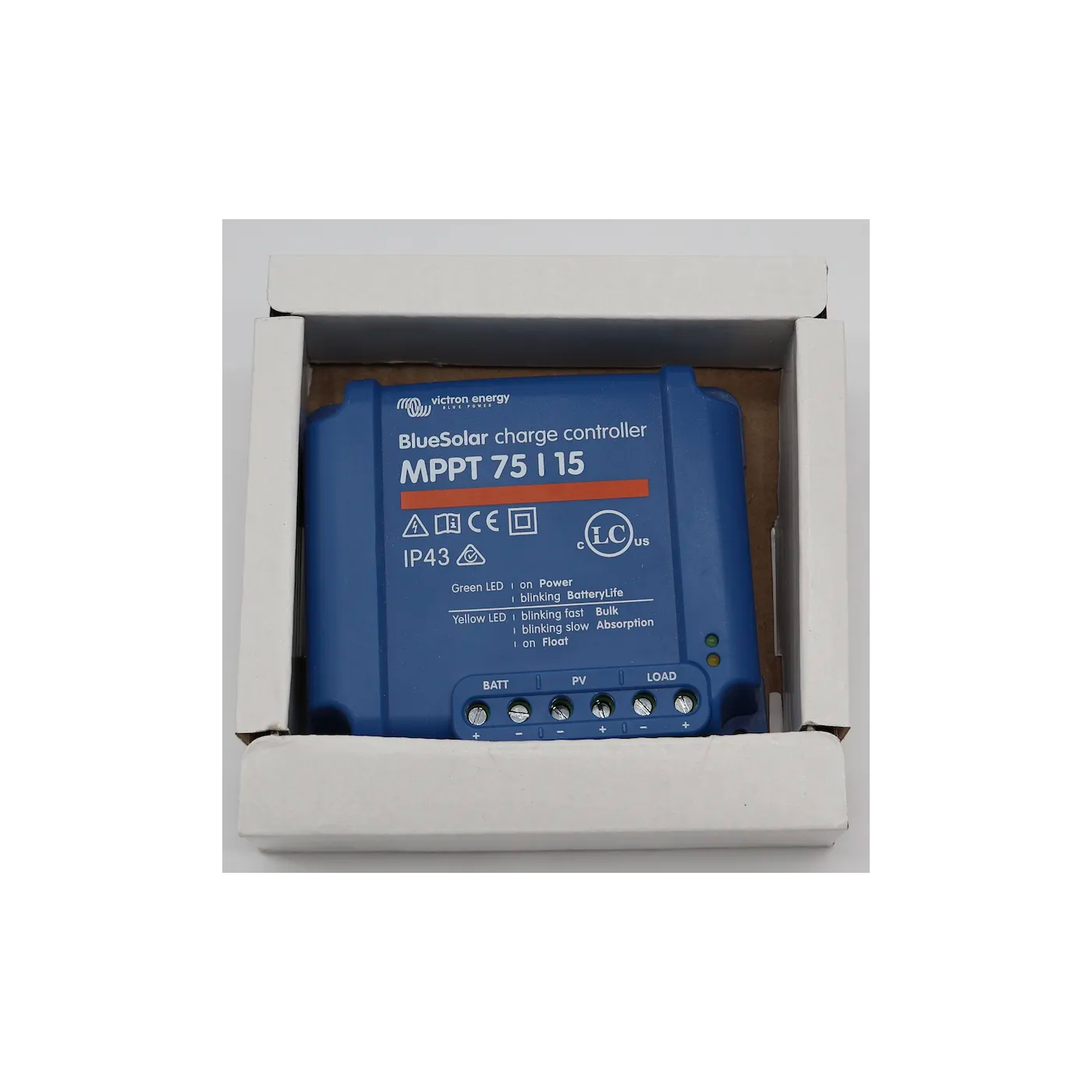 Victron BlueSolar Charge Controller MPPT 75/15 OPEN BOX SN: HQ2443WF6QY
