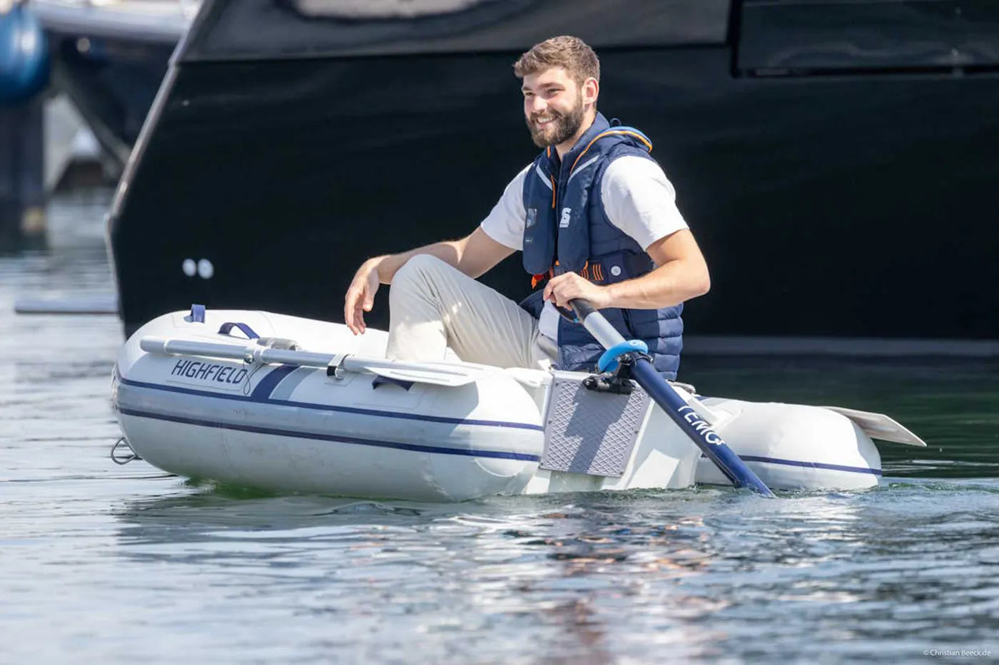 TEMO 450 on the water