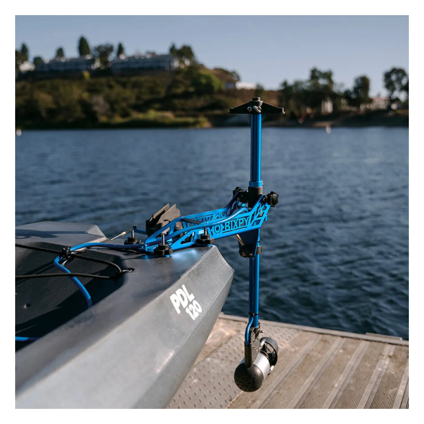 Bixpy Power Pole Adapter mounted on an Old Town fishing kayak